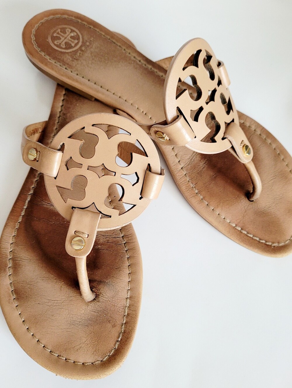 Tory Burch Miller Tan Calf Leather Logo Thong Sandals Almond Flour US 10 - Picture 3 of 16